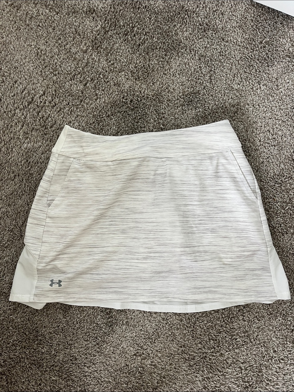 Under Armour Light Heather White Athletic Skort